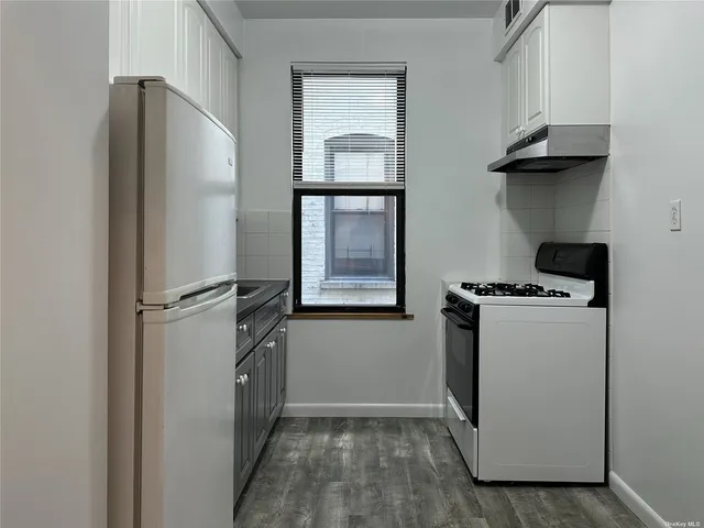 $1,898,000 | 34-35 30th Street | Astoria