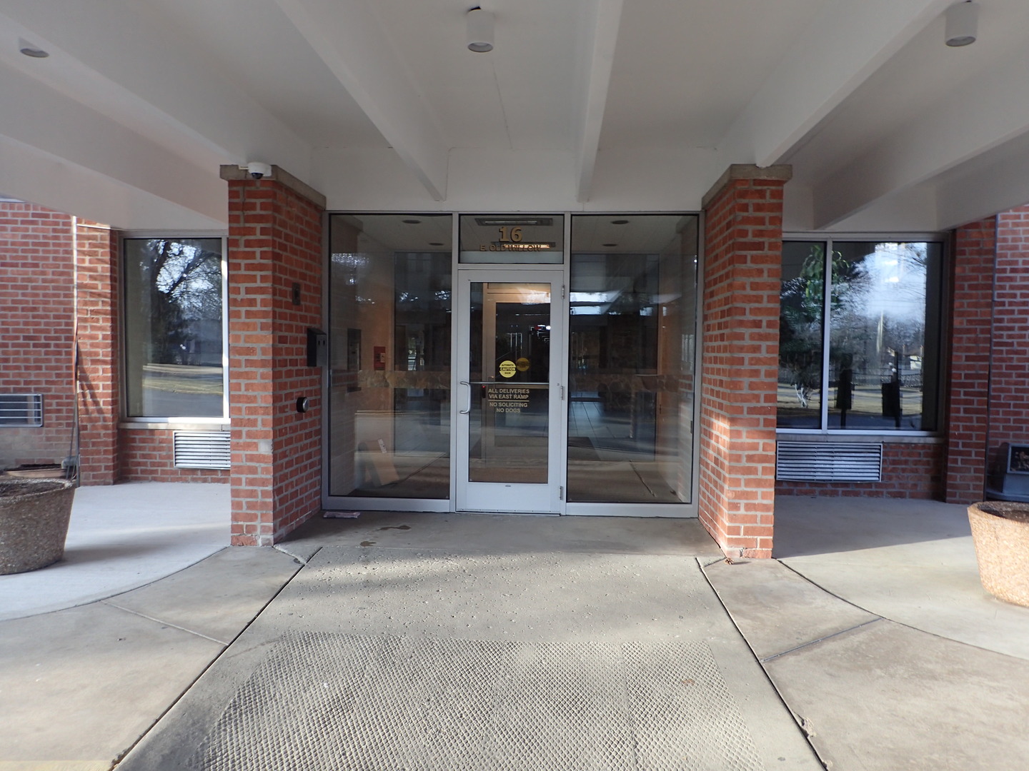 16 East Old Willow Road, Unit 435S Prospect Heights, IL 60070 - Photo 3 of 12