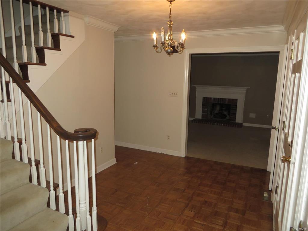 18 Pond Way Godfrey, IL 62002 - Photo 11 of 29 Gallery Image 11