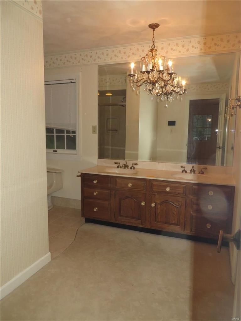 18 Pond Way Godfrey, IL 62002 - Photo 18 of 29 Gallery Image 18
