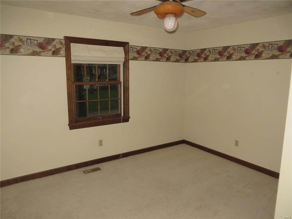 18 Pond Way Godfrey, IL 62002 - Photo 19 of 29 Gallery Image 19
