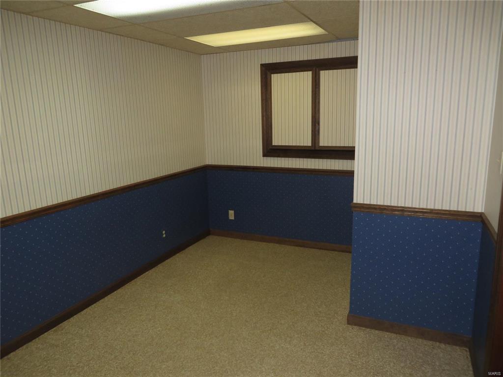 18 Pond Way Godfrey, IL 62002 - Photo 22 of 29 Gallery Image 22