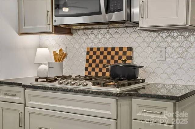 $555,000 | 3719 Lenox Lane, Denver, NC 28037