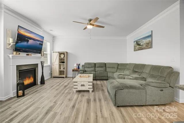 $555,000 | 3719 Lenox Lane, Denver, NC 28037