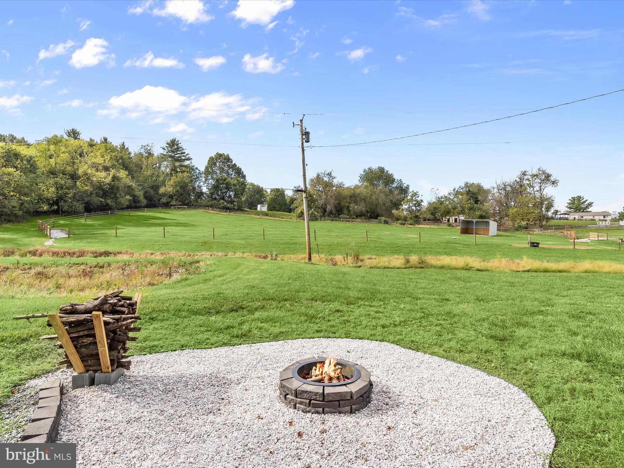 1530 Bowersox Road New Windsor, MD 21776 - Photo 41 of 97 Firepit