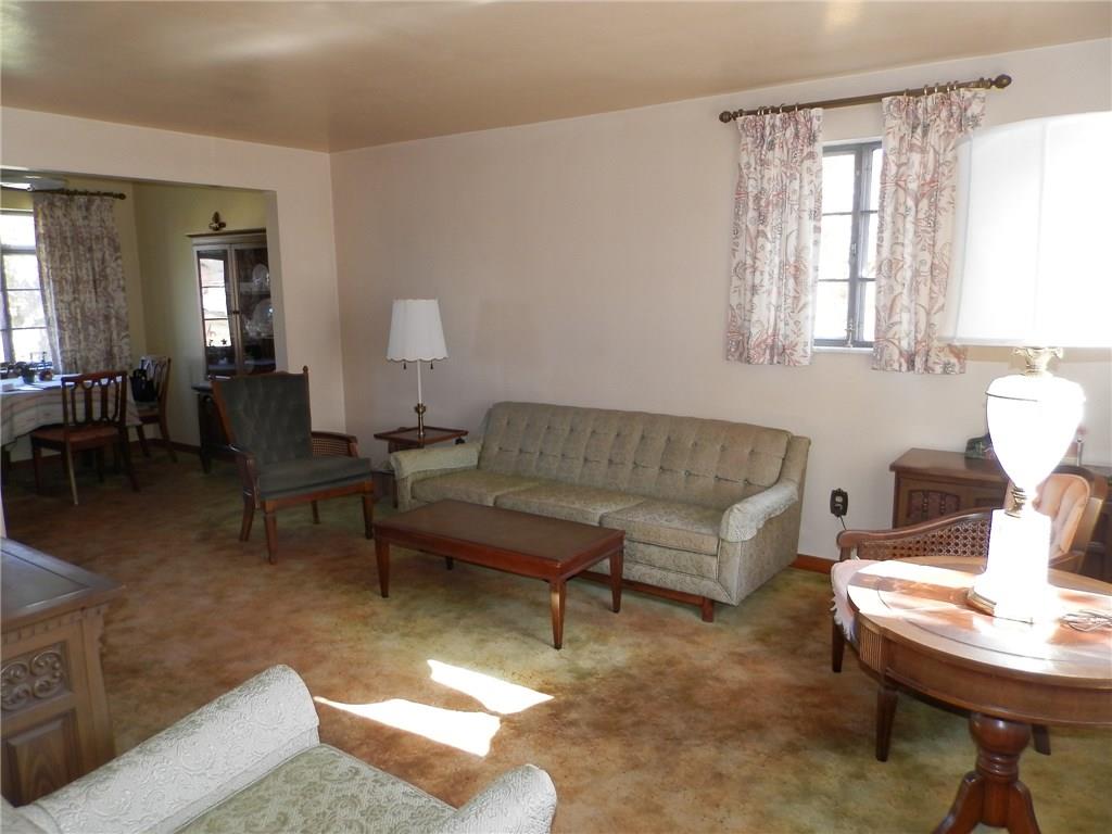 414 Marzolf Road Pittsburgh, PA 15209 - Photo 3 of 12