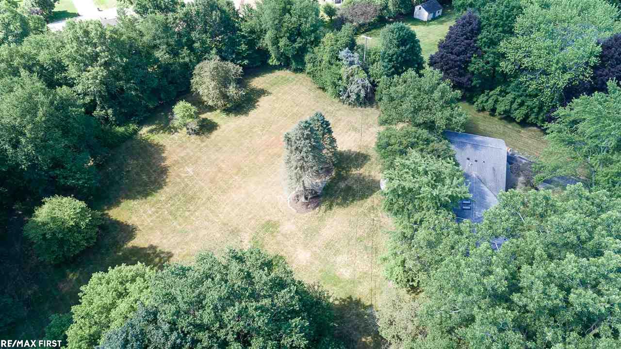 2297 Bunker Hill Road Rochester Hills, MI 48309 - Photo 22 of 23