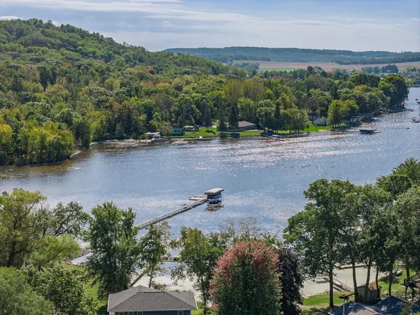 $935,000 | W11515 Demynck Road, Lodi, WI 53555