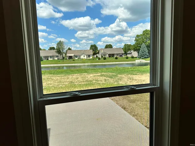 $394,900 | 1480 Monte Carlo Drive, Huntertown, IN 46748