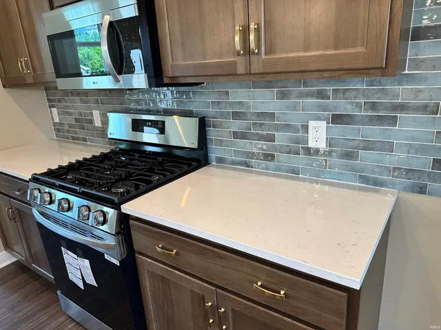 $394,900 | 1480 Monte Carlo Drive, Huntertown, IN 46748