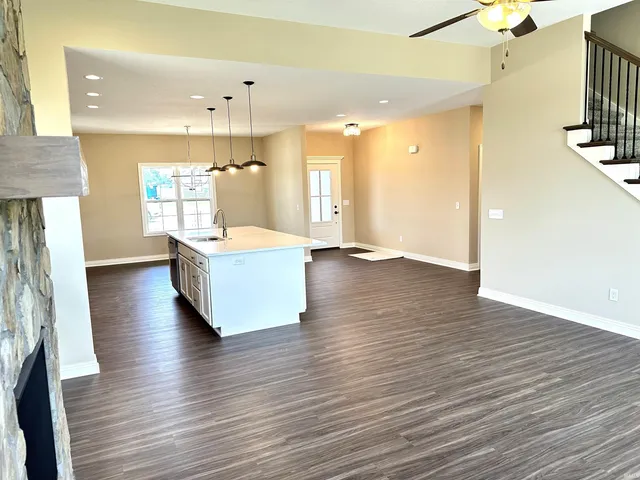 $394,900 | 1480 Monte Carlo Drive, Huntertown, IN 46748