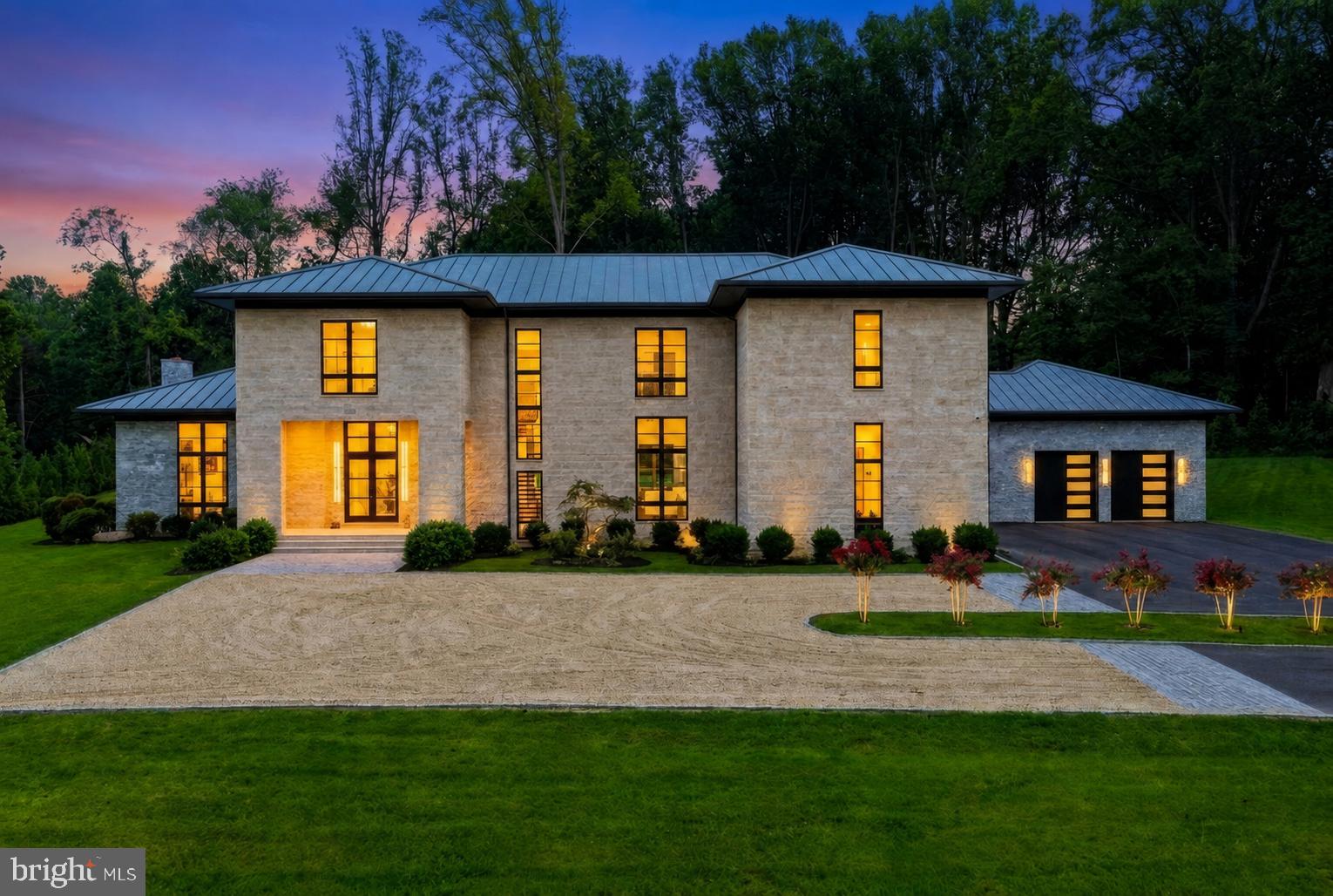 1036 Towlston Road McLean, VA 22102 - Photo 2 of 31 Gallery Image 2