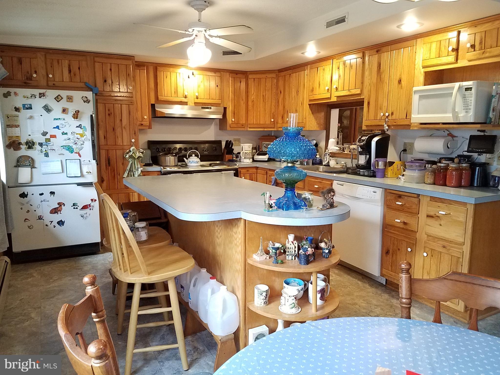 665 Oregon Road Mohnton, PA 19540 - Photo 8 of 17