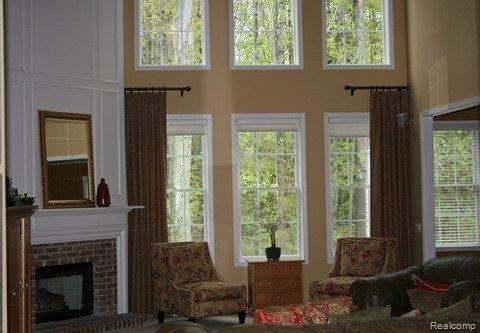 1721 Trinity Road Canton, MI 48187 - Photo 2 of 13 great room
