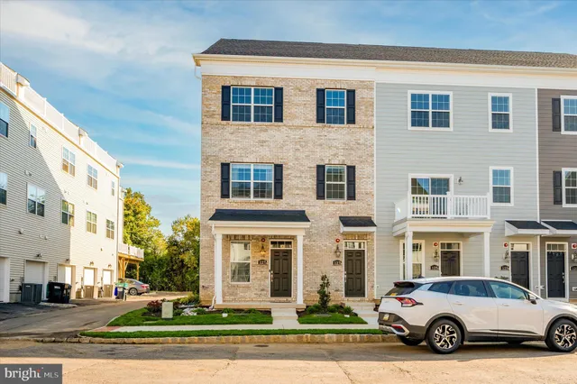 a car parked in front of a building