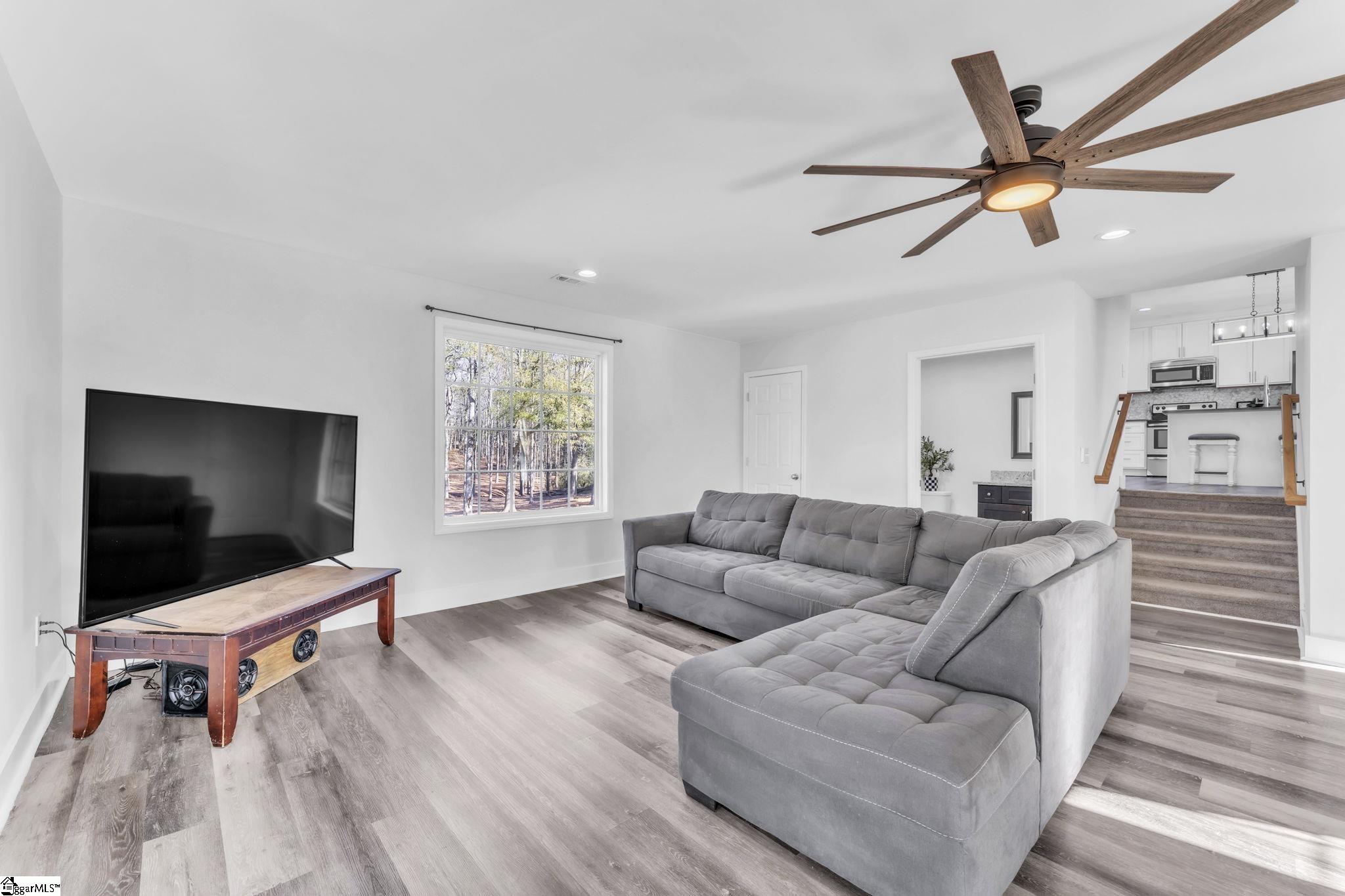 619 Spearman Road Pelzer, SC 29669 - Photo 6 of 31