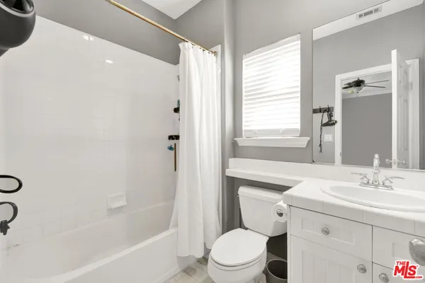 $1,199,000 | 23945 Windward Lane, Valencia, CA 91355