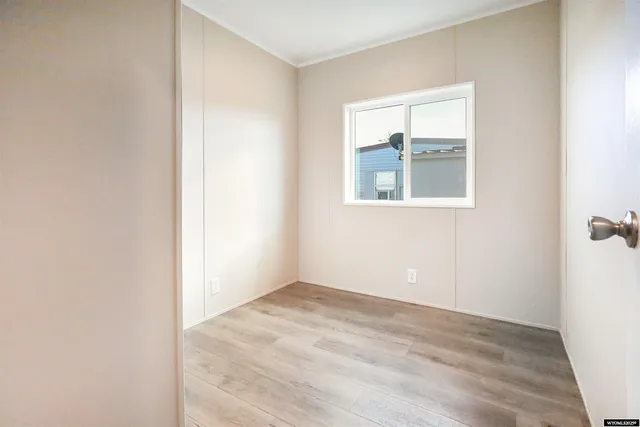 $80,000 | 204 Bear River Drive, Evanston, WY 82930