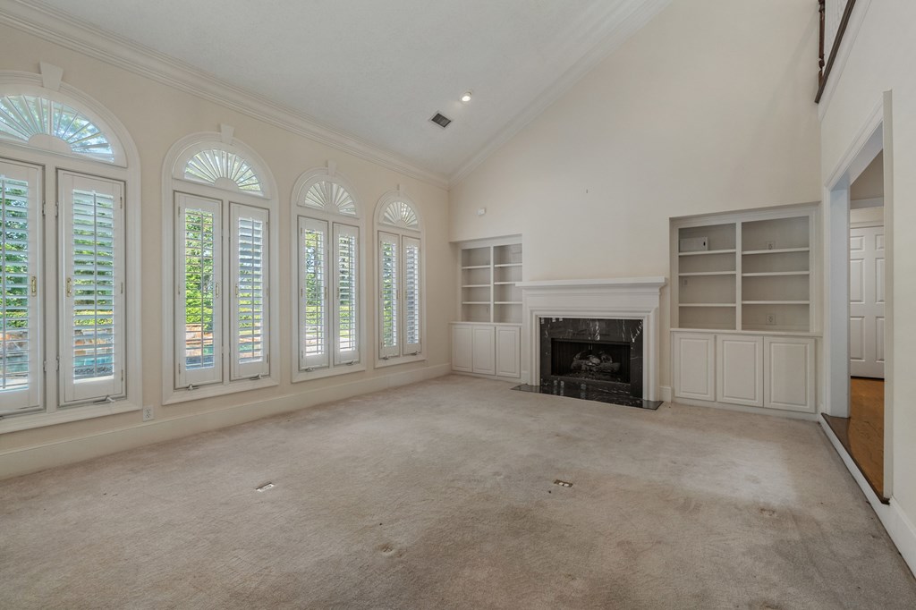 7249 Leighton Road Columbus, GA 31904 - Photo 9 of 52 Living Room
