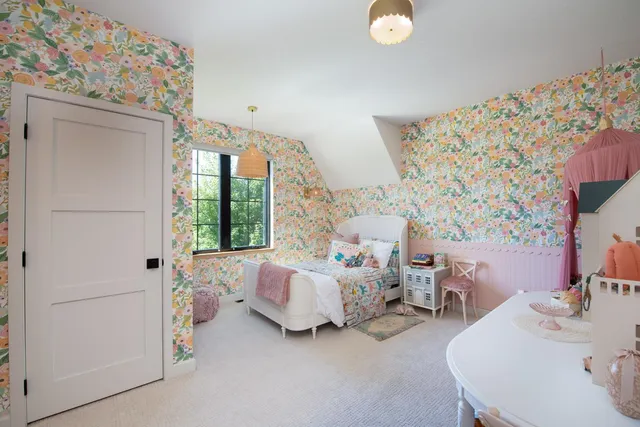 $1,258,000 | 626 Marie Lane, North Mankato, MN 56003