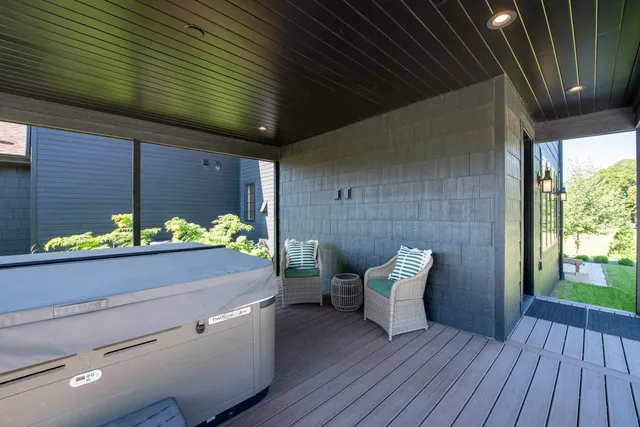 $1,258,000 | 626 Marie Lane, North Mankato, MN 56003