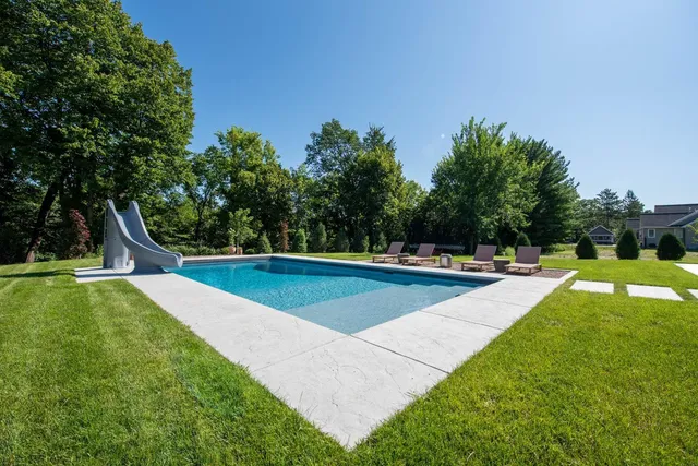 $1,258,000 | 626 Marie Lane, North Mankato, MN 56003