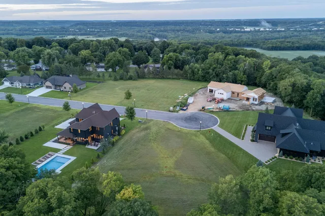 $1,258,000 | 626 Marie Lane, North Mankato, MN 56003