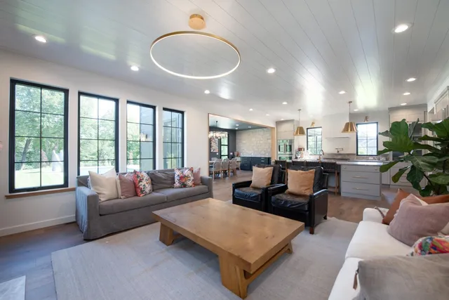 $1,258,000 | 626 Marie Lane, North Mankato, MN 56003