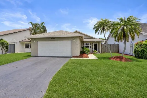 $585,000 | 8340 Southwest 41st Street, Davie, FL 33328