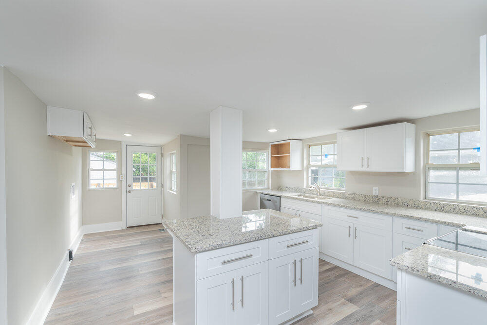 2015 Starnes Street Augusta, GA 30904 - Photo 12 of 43 012_2015_starnes_st_012_355