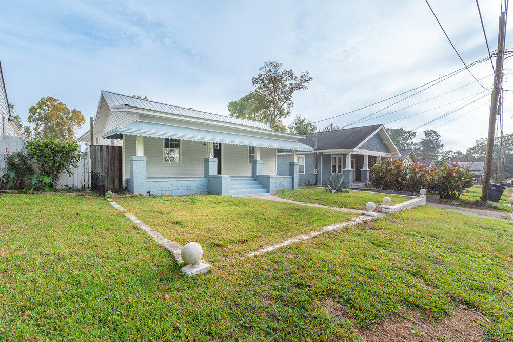 2015 Starnes Street Augusta, GA 30904 - Photo 3 of 43 002_2015_starnes_st_002_134