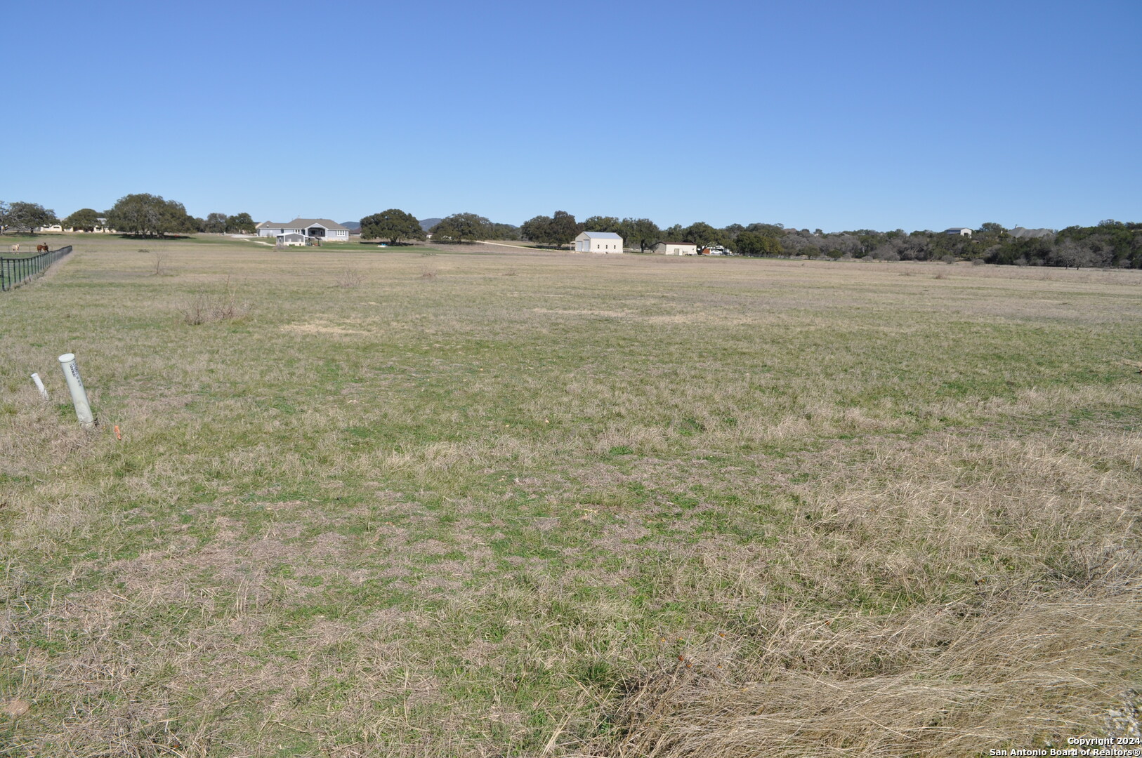 307 Hackamore Trail Bandera, TX 78003 - Photo 2 of 4