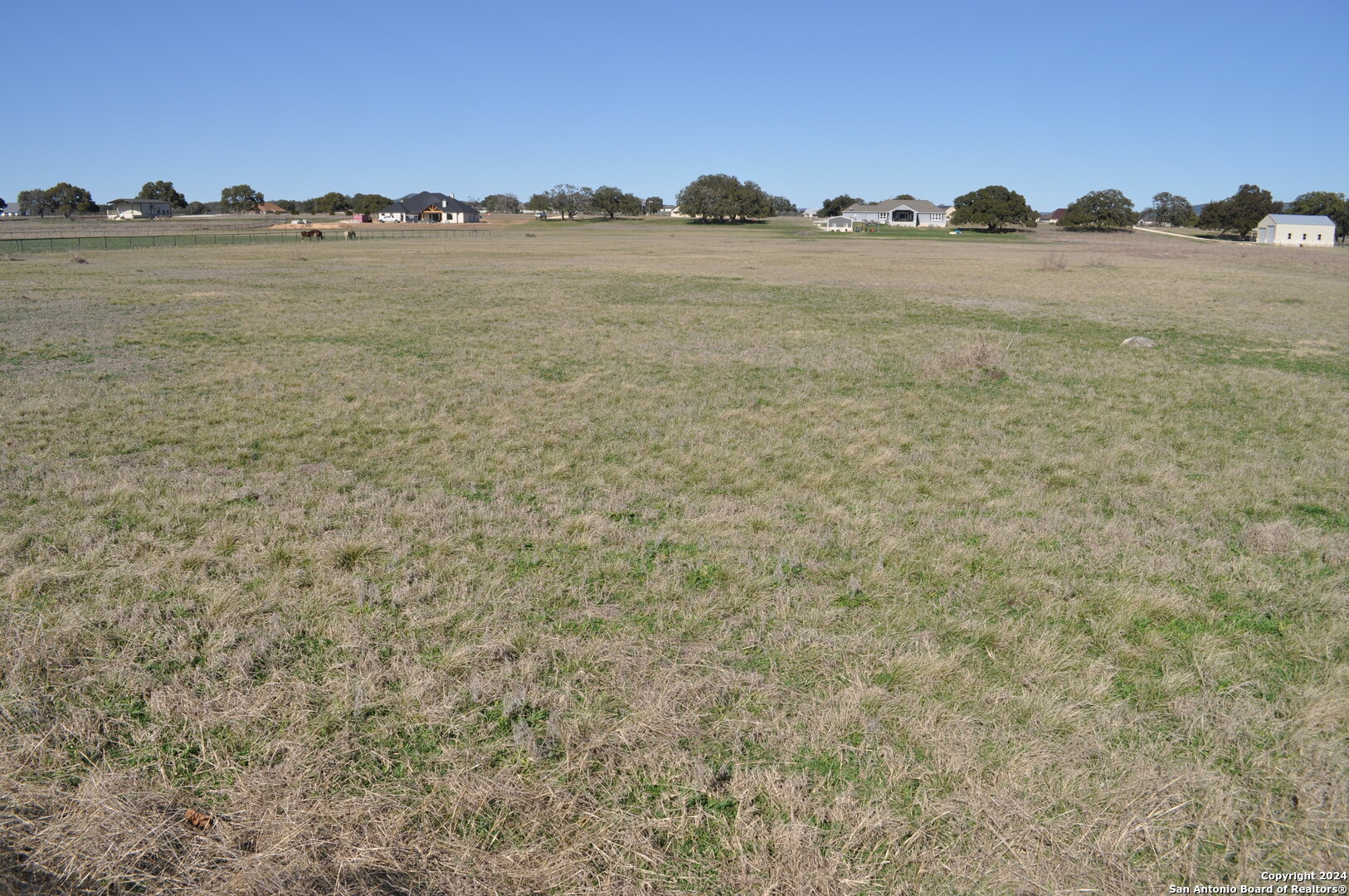 307 Hackamore Trail Bandera, TX 78003 - Photo 4 of 4