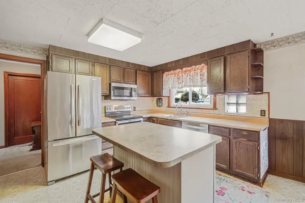 $499,999 | 64 John Street, Patchogue, NY 11772