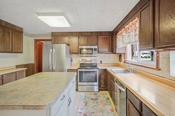 $499,999 | 64 John Street, Patchogue, NY 11772