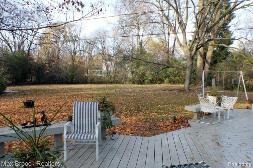 5674 Raven Road Bloomfield Hills, MI 48301 - Photo 21 of 23 Backyard.jpg