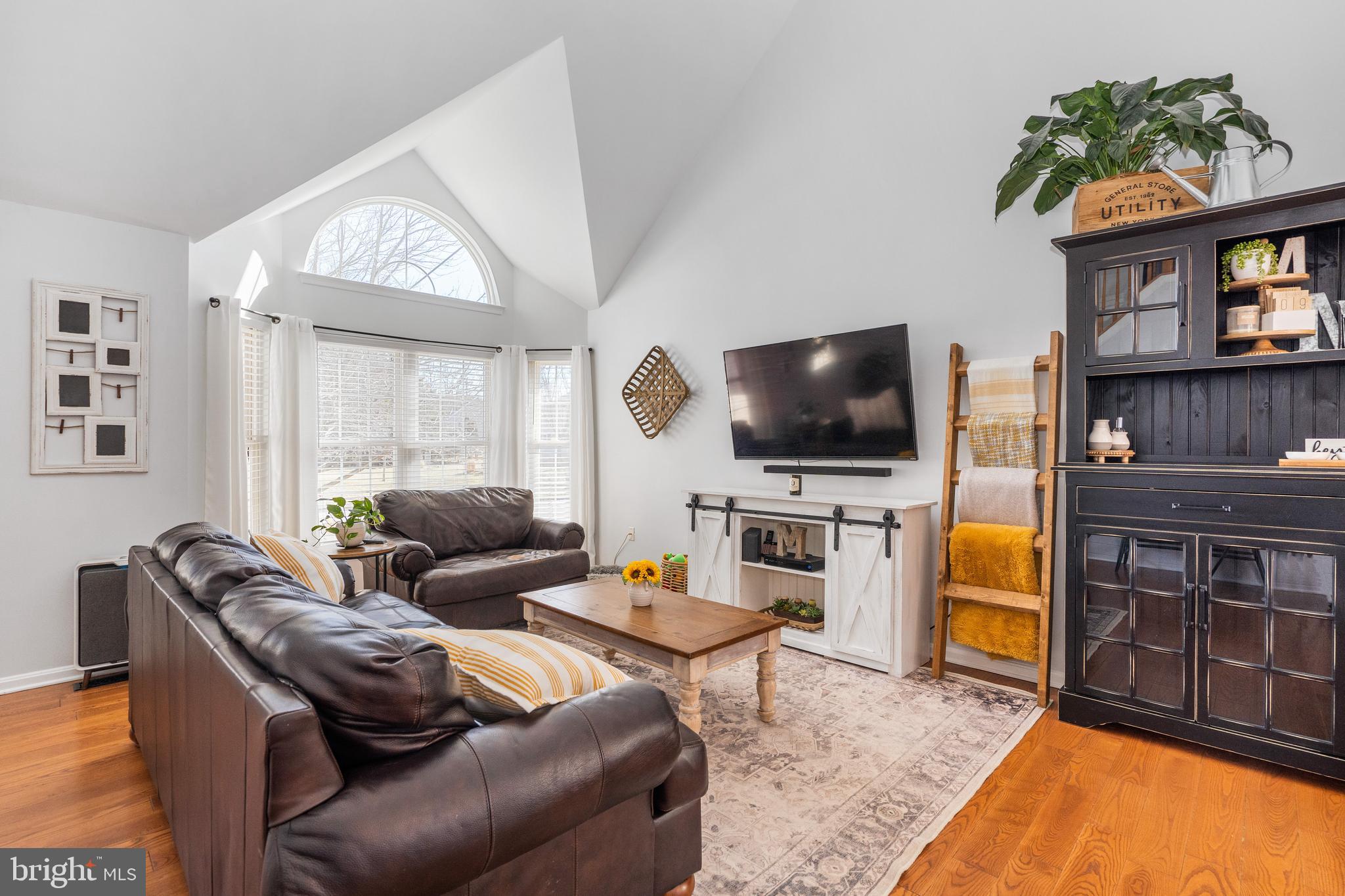 1014 Gullo Road New Windsor, MD 21776 - Photo 4 of 49 Bright and Airy Living Room