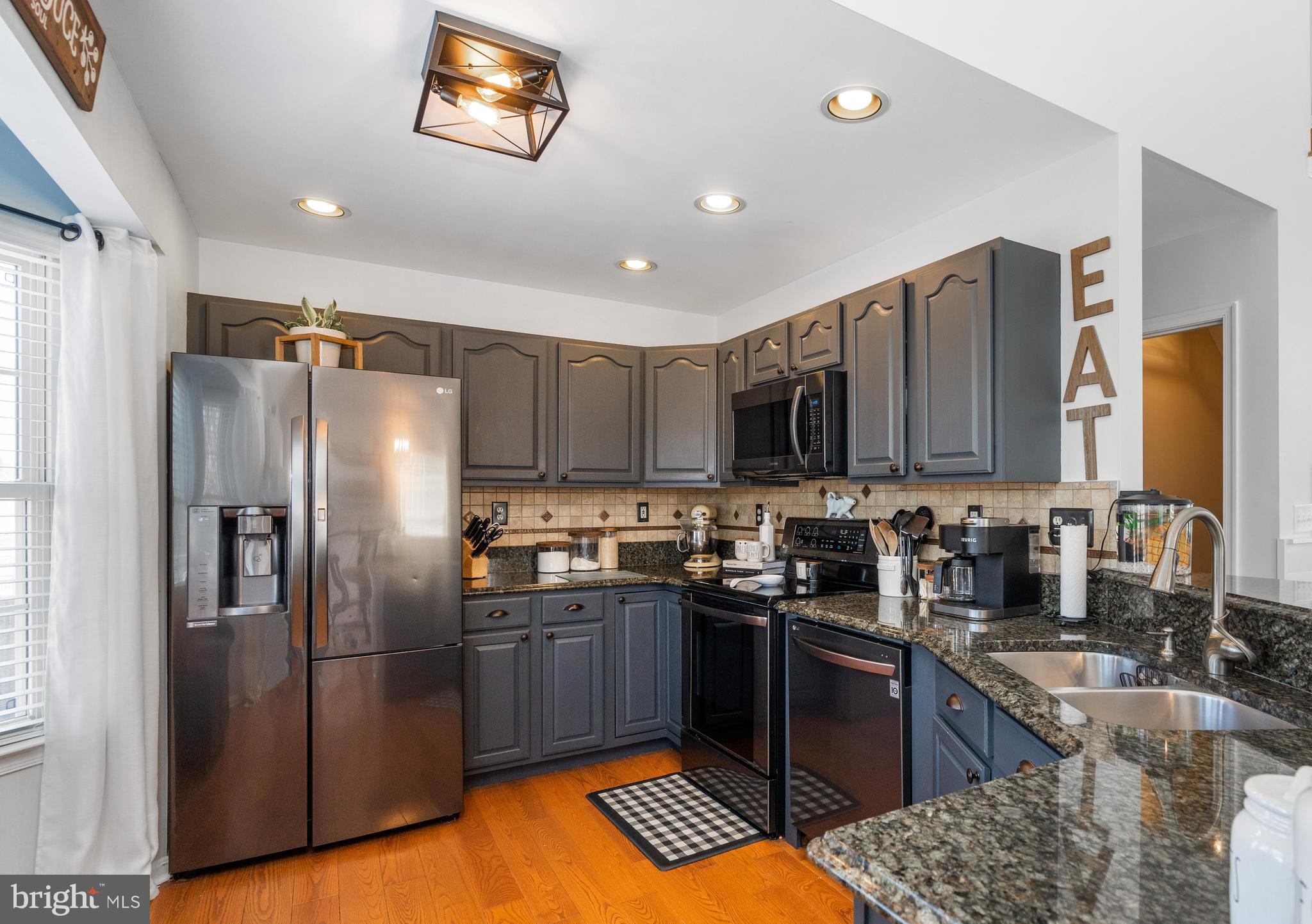 1014 Gullo Road New Windsor, MD 21776 - Photo 9 of 49 Gorgeous Chef's Kitchen