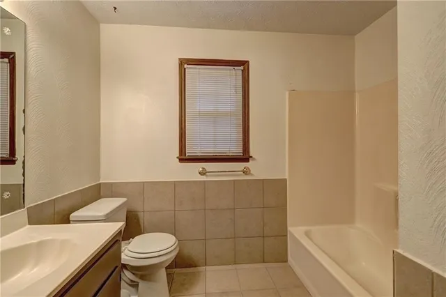 $1,100 | 2233 Davis Road Southwest, Unit A, Stone Mountain, GA 30087