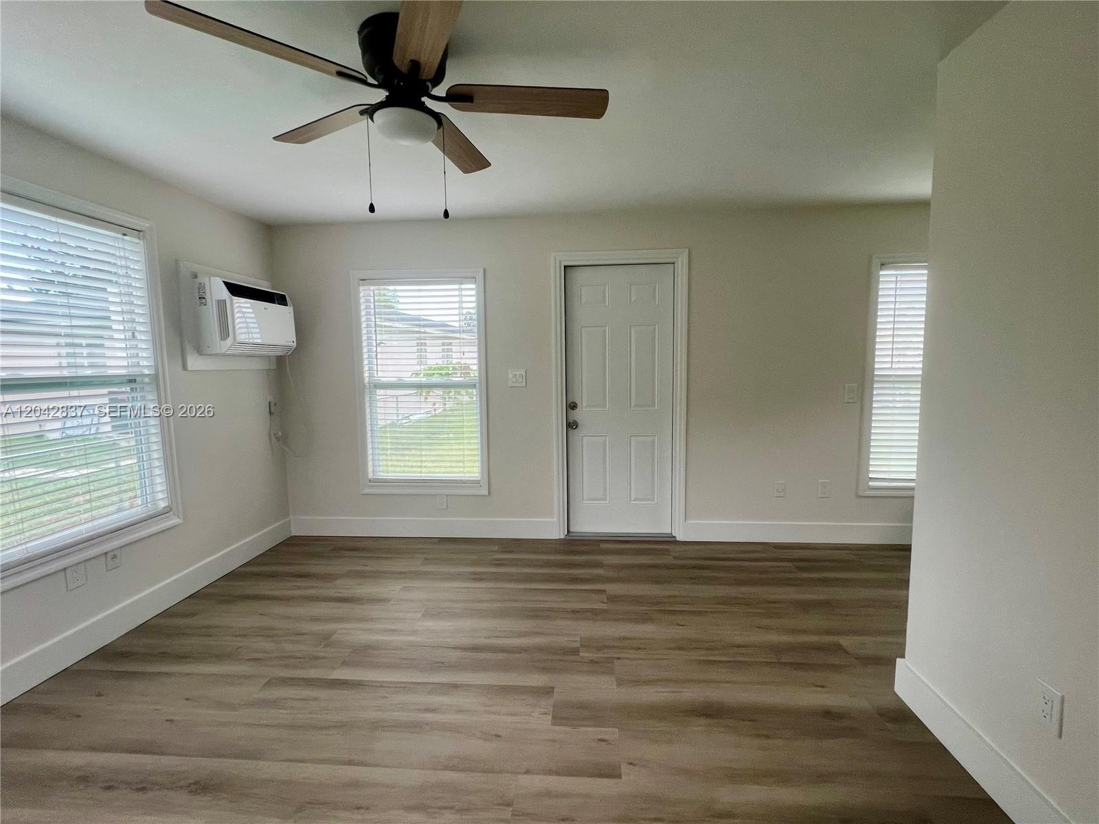 161 Northwest 6th Street, Unit 2 Homestead, FL 33030 - Photo 9 of 11