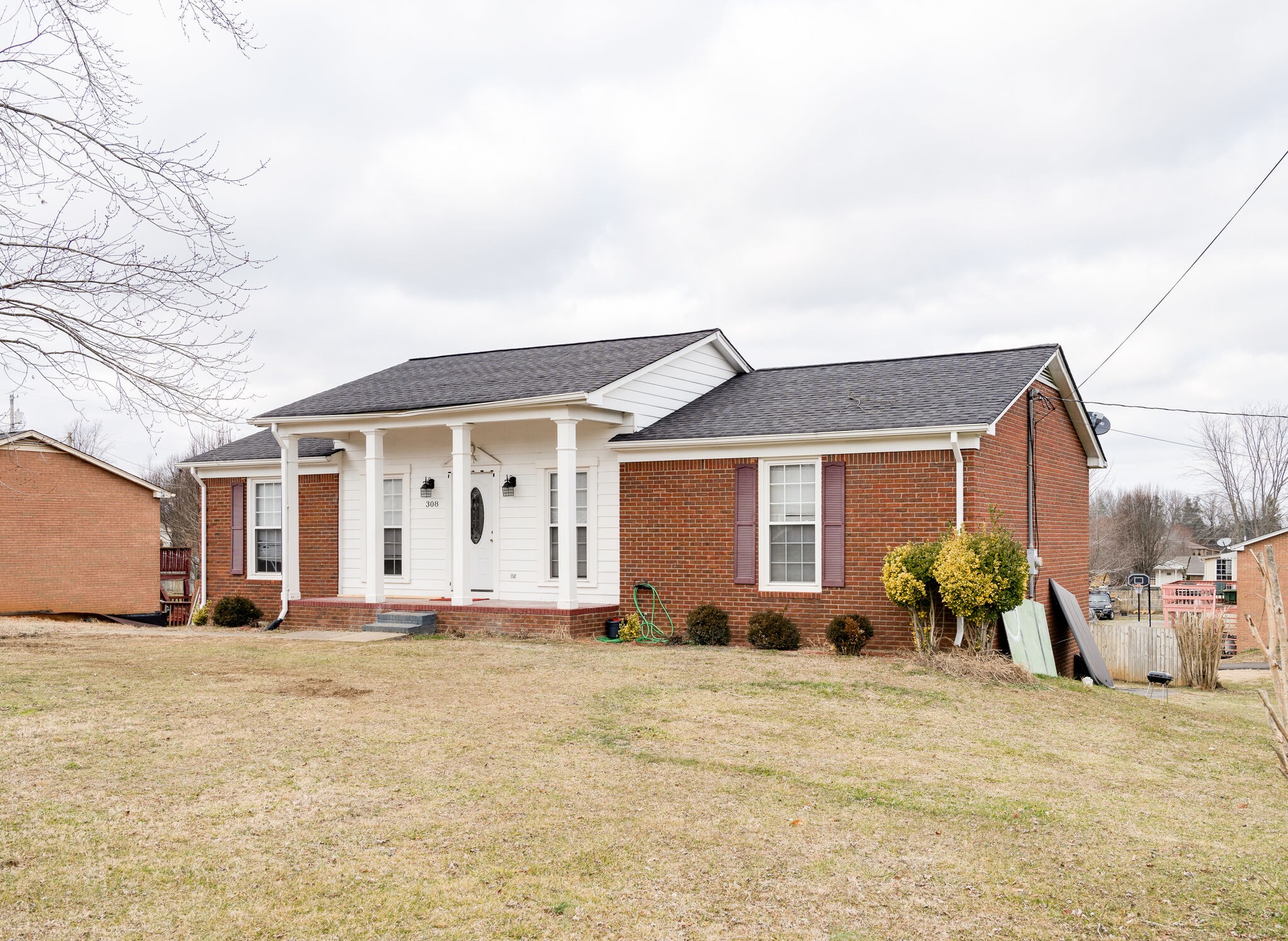308 Westwind Drive Springfield, TN 37172 - Photo 3 of 37 Gallery Image 3
