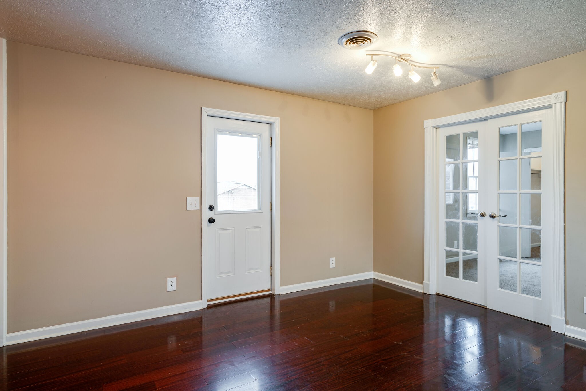 308 Westwind Drive Springfield, TN 37172 - Photo 8 of 37 Gallery Image 8