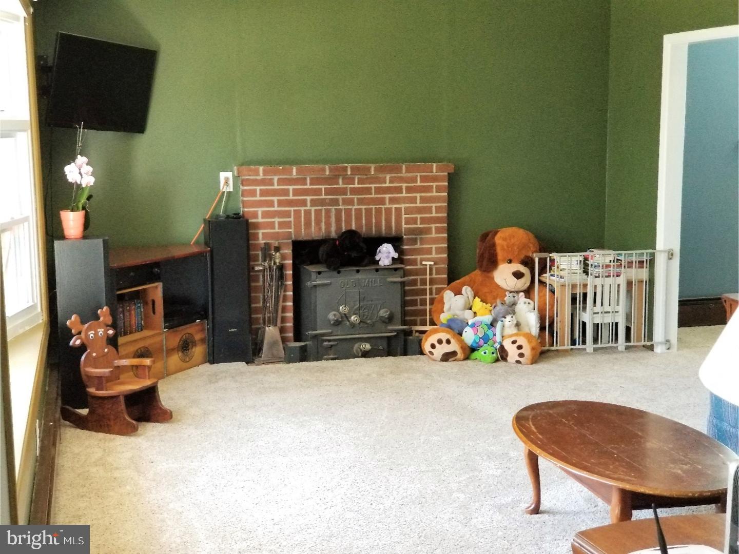 1309 Bridge Road West Chester, PA 19382 - Photo 11 of 23 Family Room