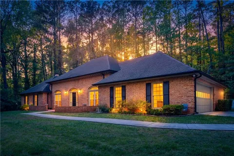 $600,000 | 1664 Lilburn-Stone Mountain Road, Stone Mountain, GA 30087