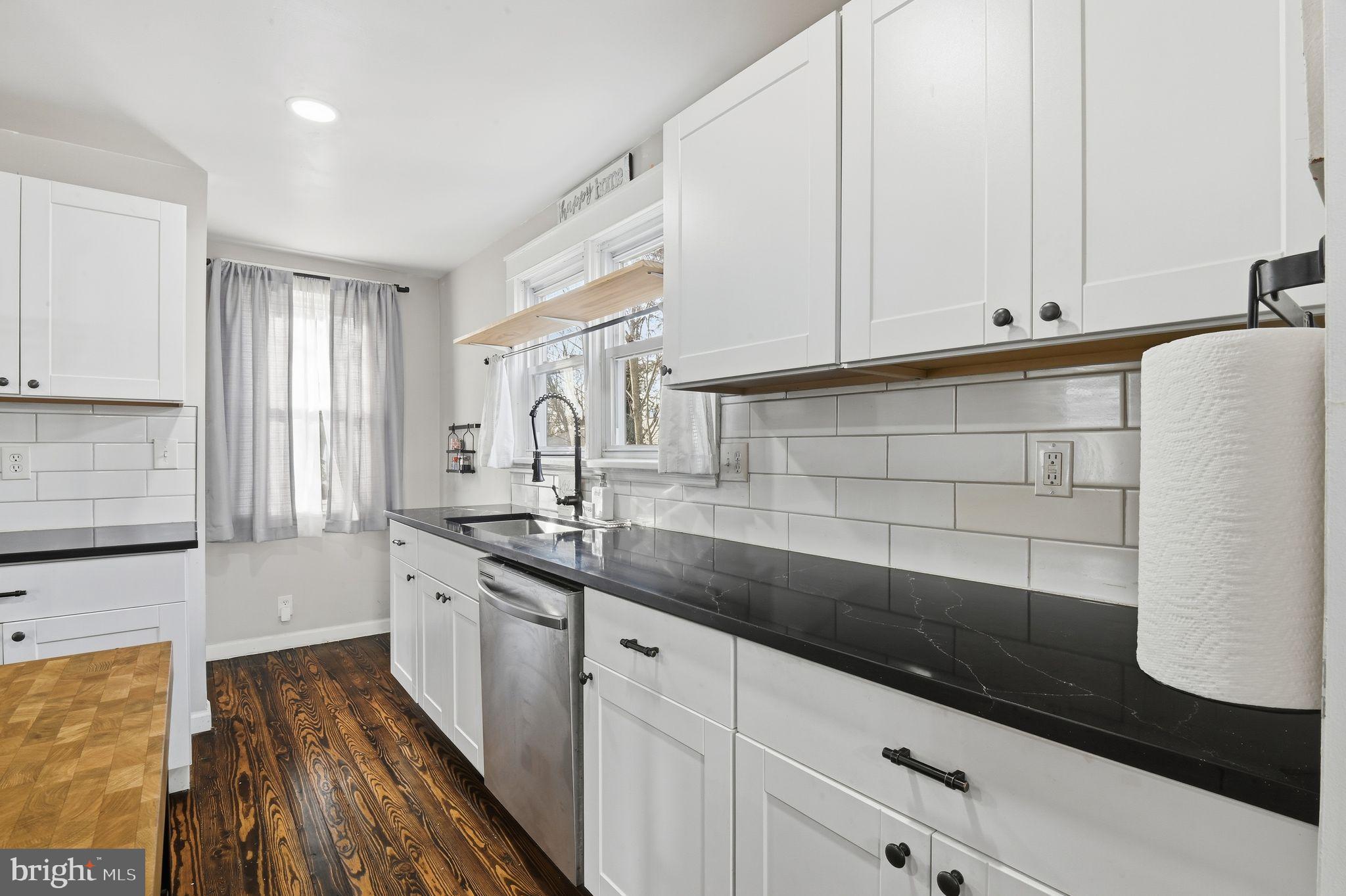 643 Blue Bell Road Williamstown, NJ 08094 - Photo 11 of 32 Kitchen