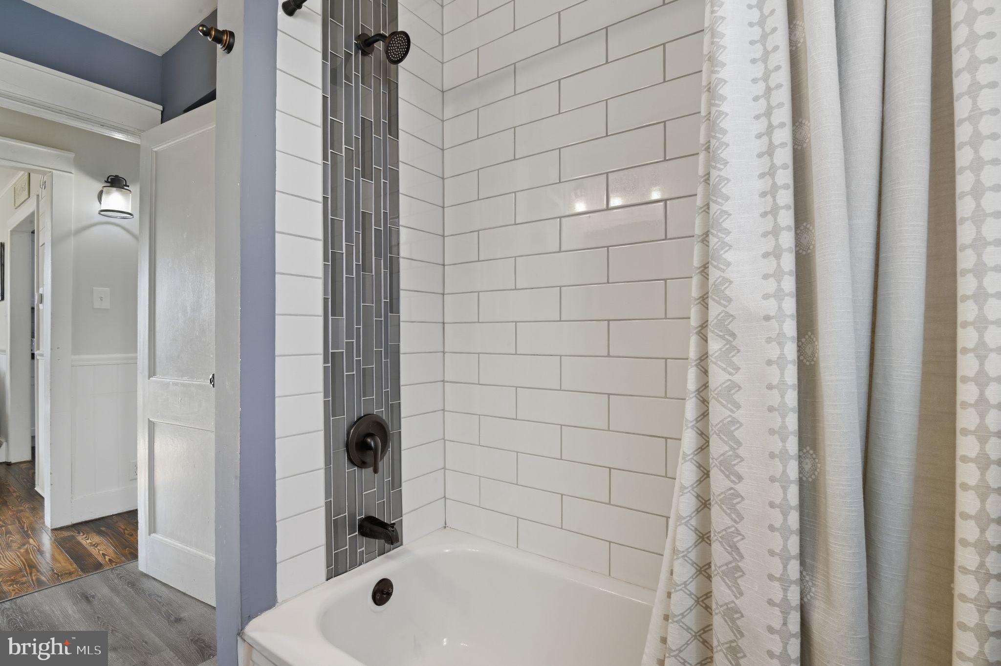 643 Blue Bell Road Williamstown, NJ 08094 - Photo 19 of 32 Main level Full Bath