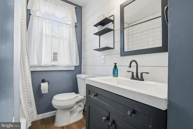 $350,000 | 643 Blue Bell Road, Williamstown, NJ 08094