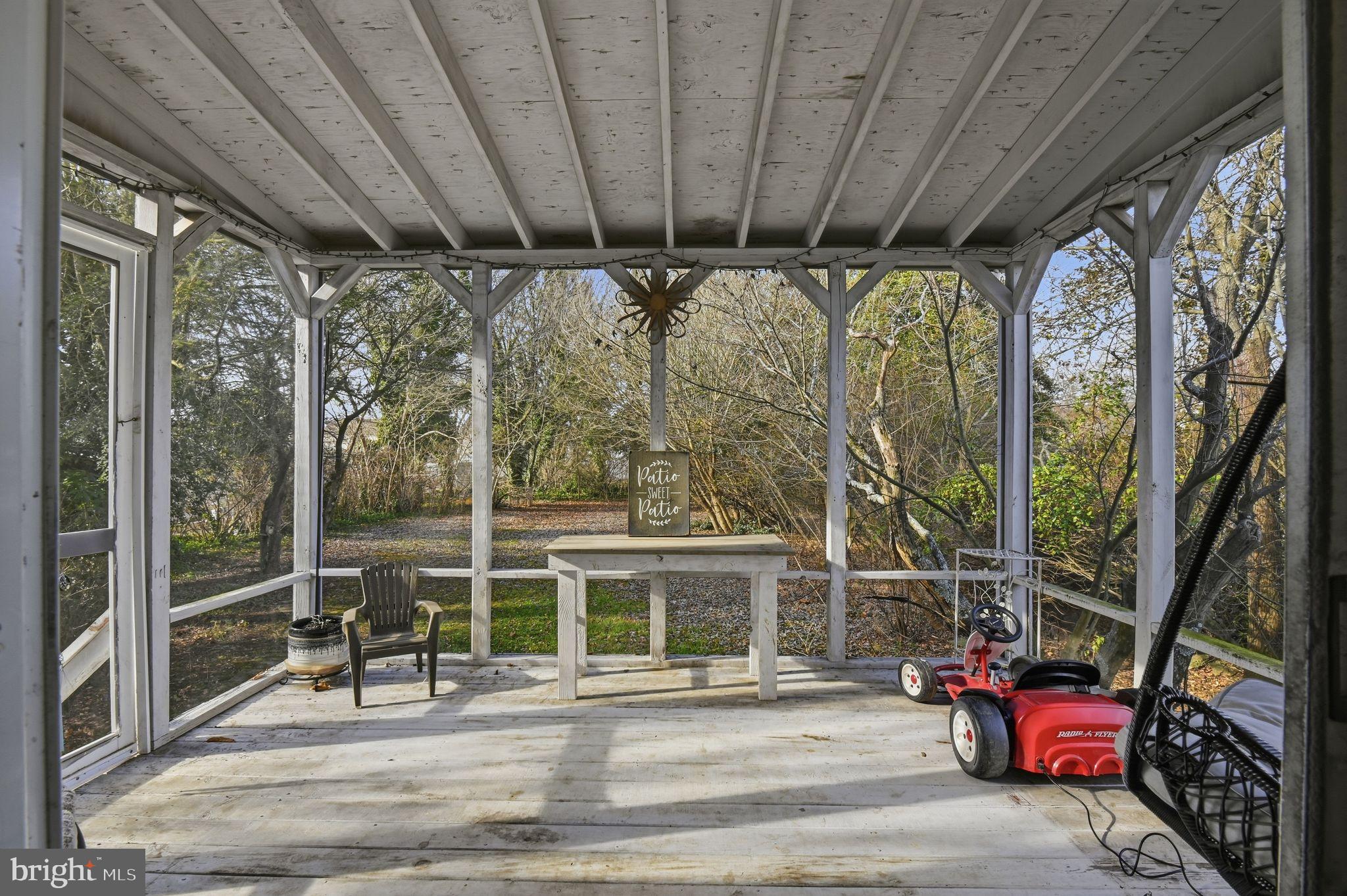 643 Blue Bell Road Williamstown, NJ 08094 - Photo 27 of 32 Screened in porch