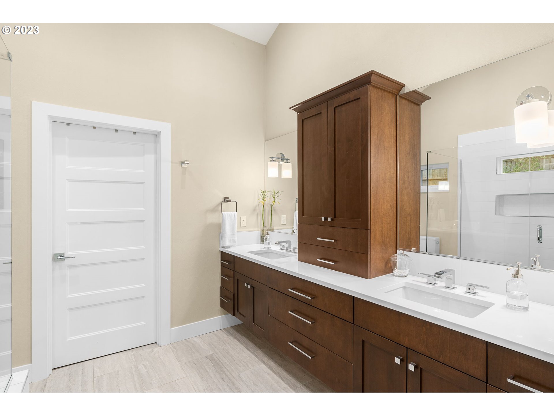 3195 Edgemont Road Lake Oswego, OR 97034 - Photo 18 of 32 Gallery Image 18