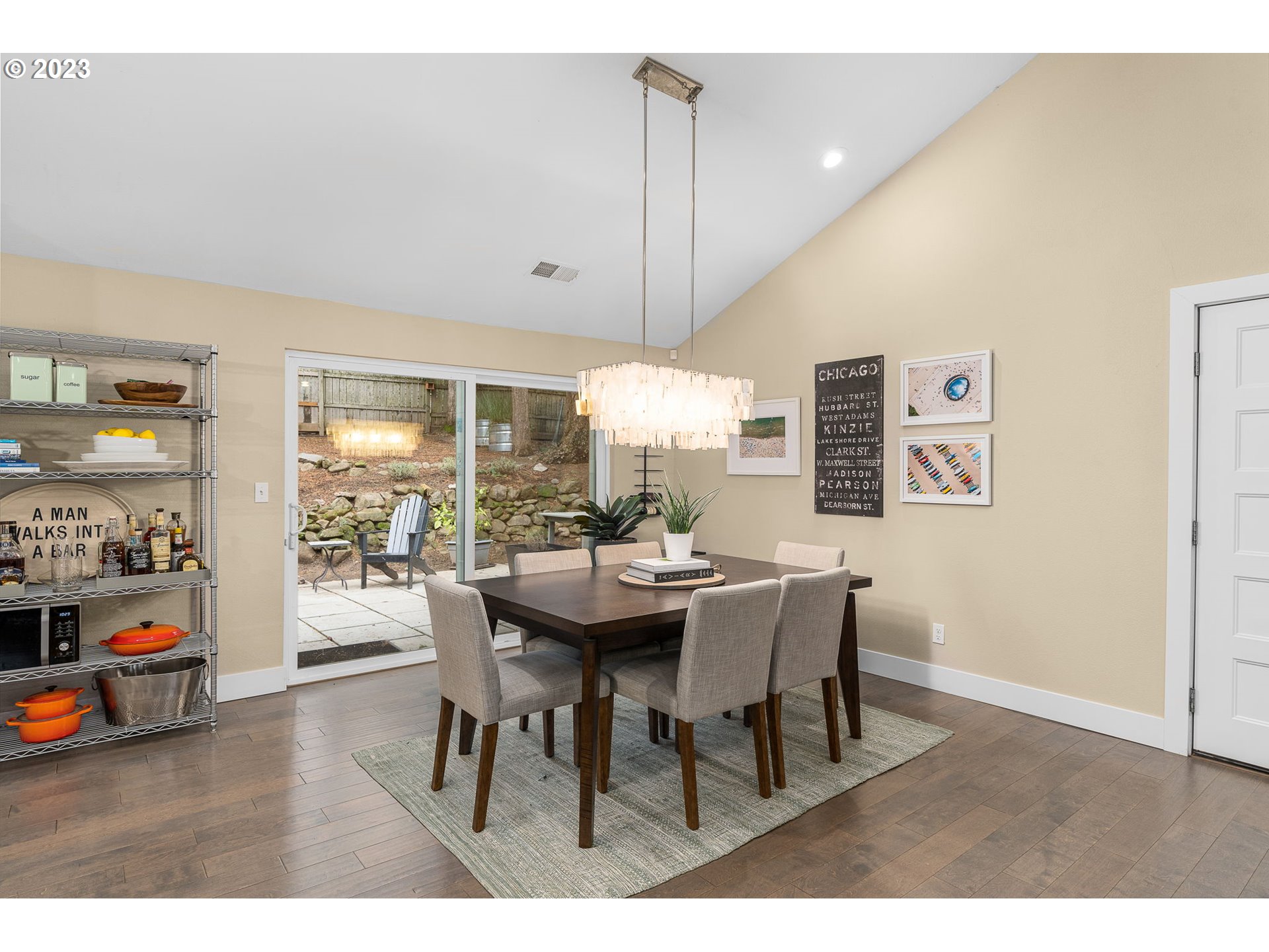 3195 Edgemont Road Lake Oswego, OR 97034 - Photo 7 of 32 Gallery Image 7